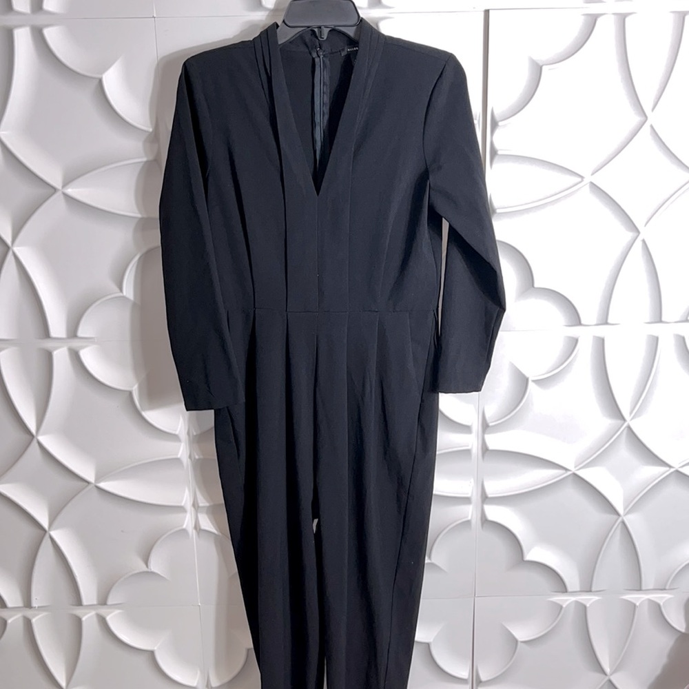 NEW Halogen long sleeve pleated black jumpsuit sz S.  (87)